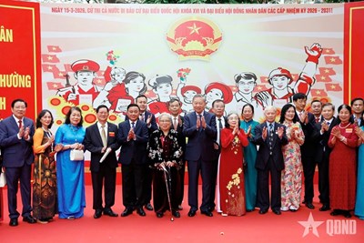 Gallery - 	Bản tin tổng hợp tuần: Toàn dân đi bầu cử