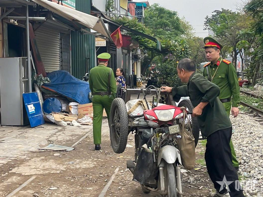 Hà Nội: Duy trì xử lý vi phạm, góp phần chỉnh trang đô thị tuyến Giải Phóng