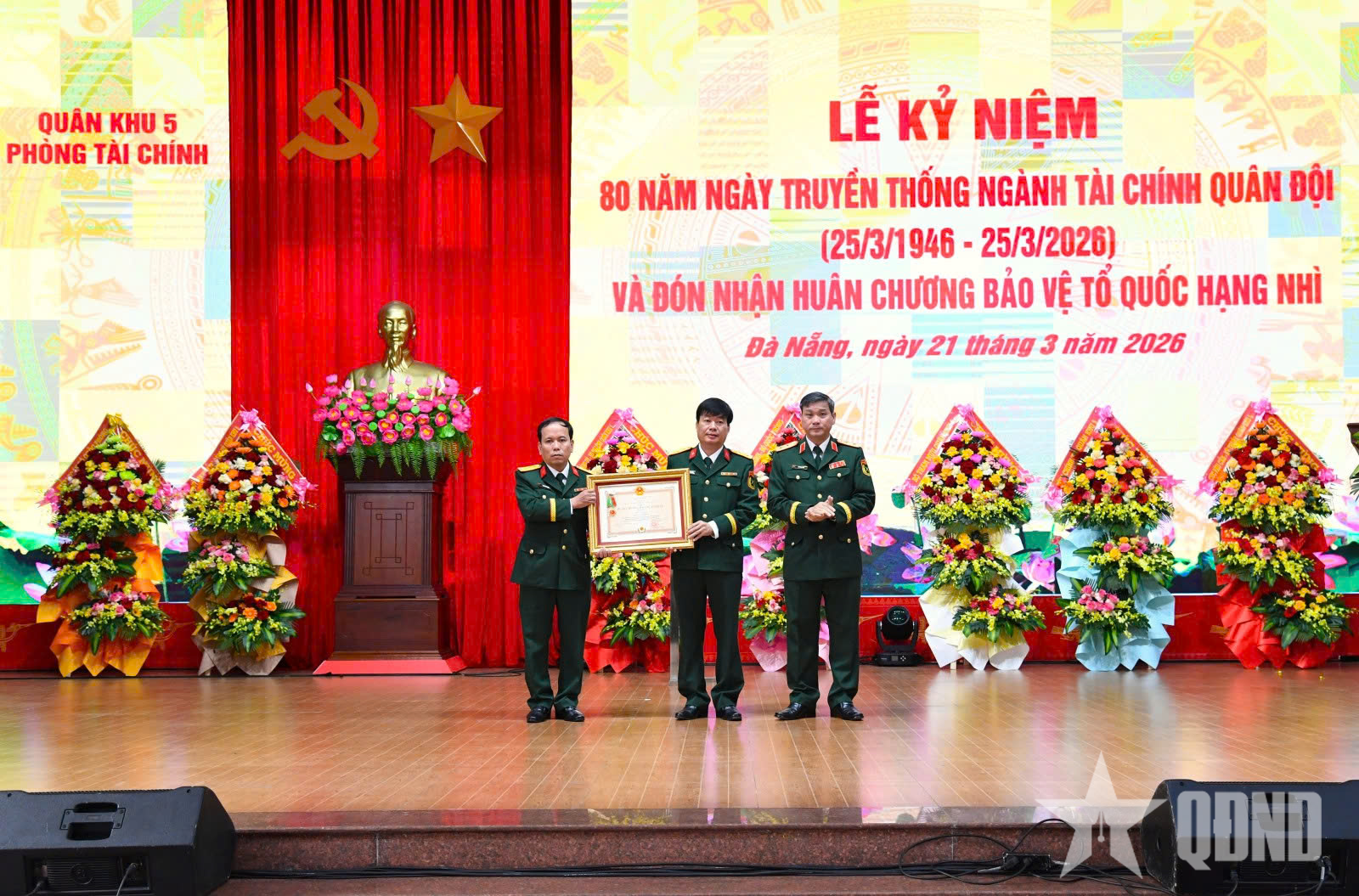 Phòng Tài chính Quân khu 5 đón nhận Huân chương Bảo vệ Tổ quốc hạng Nhì