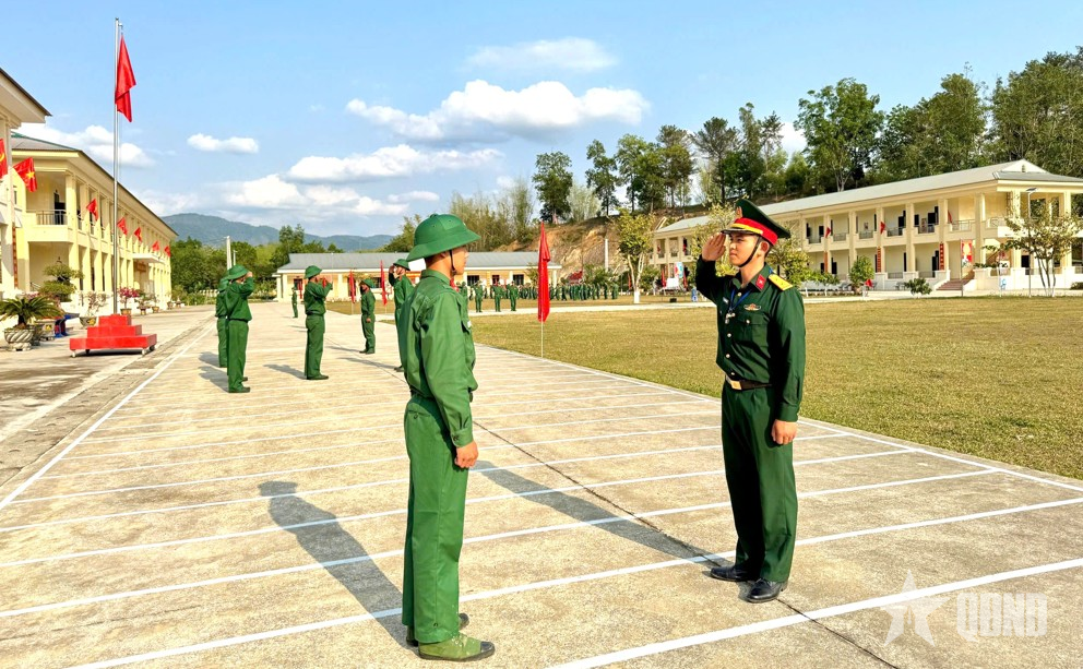 “Gỡ nút” cho chiến sĩ chậm bắt nhịp