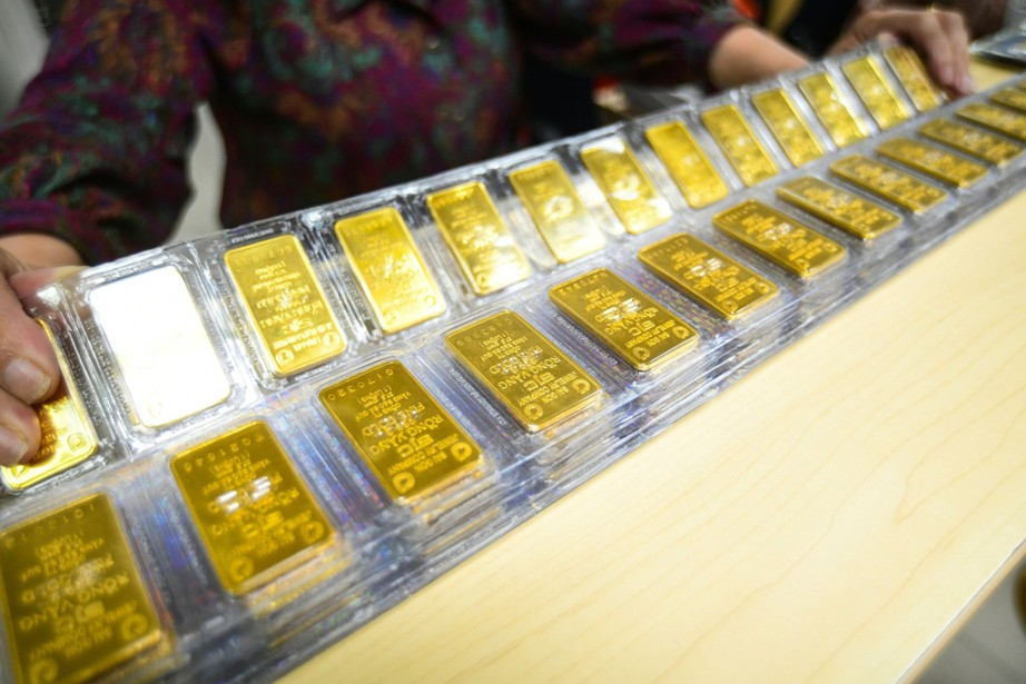 Giá vàng hôm nay (22-3): Sập mạnh, thấp nhất trong 3 tuần qua