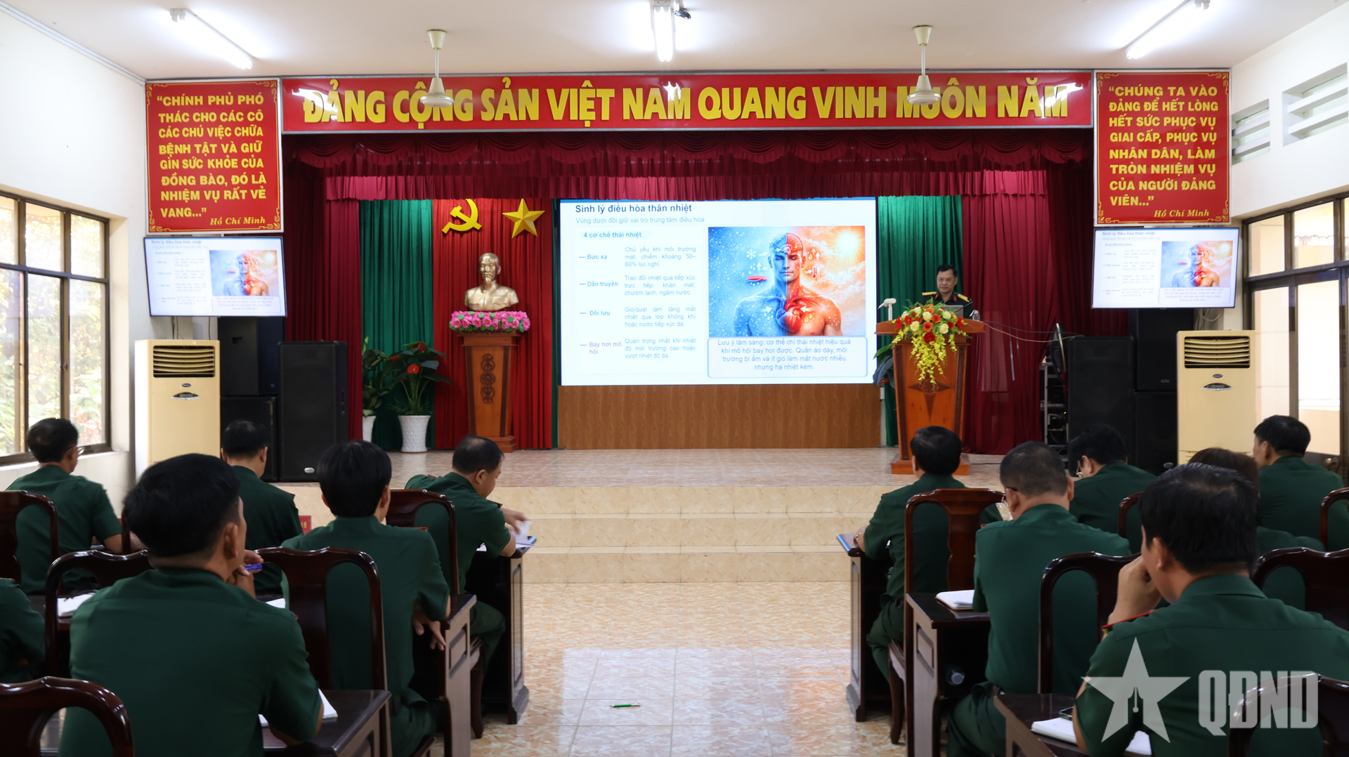 Quân đoàn 34 tập huấn phòng, chống say nắng, say nóng và dịch bệnh tại khu vực phía Nam