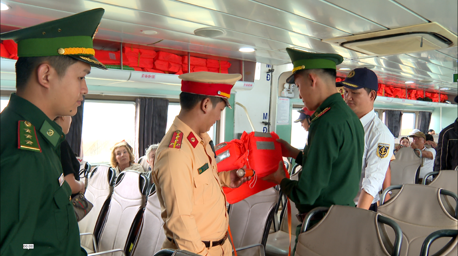 Bảo đảm an toàn giao thông ra đảo Lý Sơn