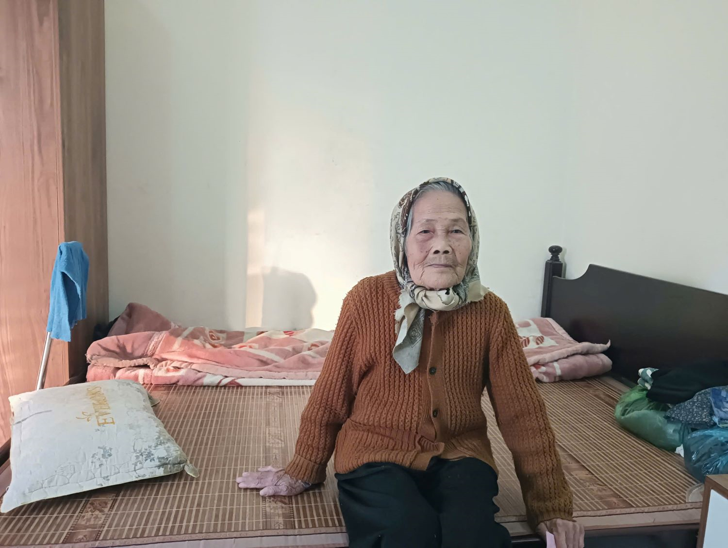 Hoàn cảnh khó khăn của vợ liệt sĩ Đặng Xuân Hanh