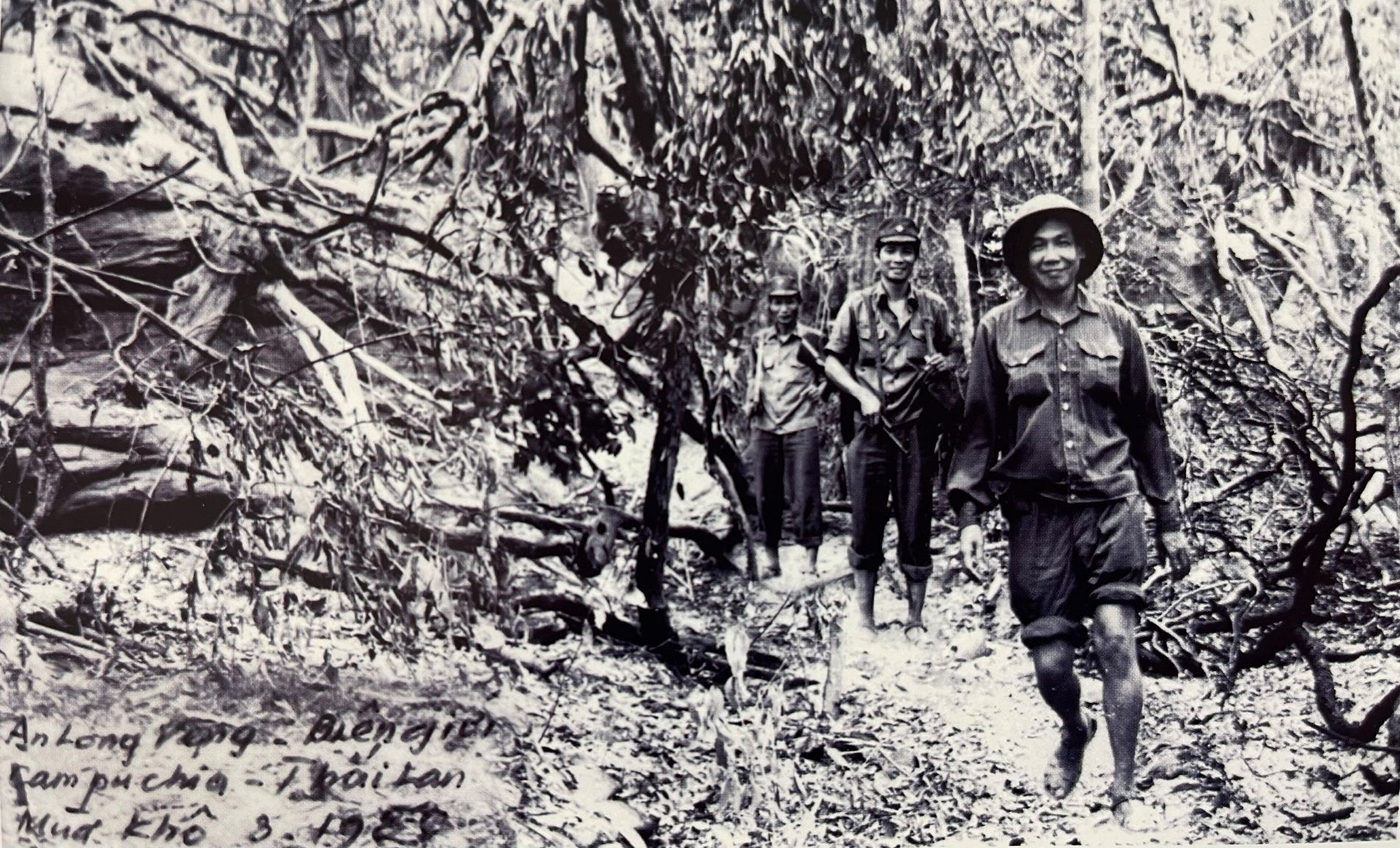 Dấu ấn đồng chí Lê Khả Phiêu trên chiến trường Trị-Thiên và làm nhiệm vụ quốc tế tại Campuchia