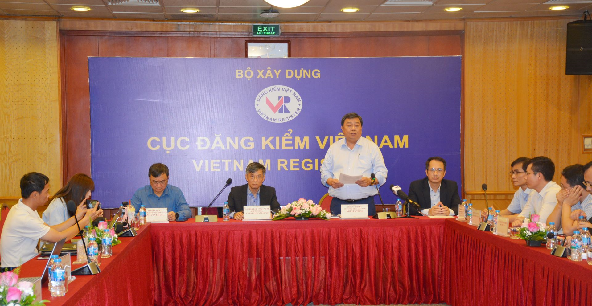 Siết chặt kiểm định khí thải ô tô, nâng cao hiệu quả quản lý phương tiện