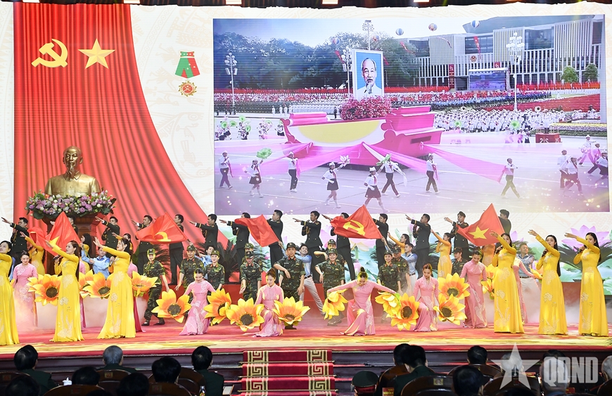 80 năm truyền thống Văn ph&ograve;ng Qu&acirc;n ủy Trung ương - Văn ph&ograve;ng Bộ Quốc ph&ograve;ng: Cẩn trọng, chu đ&aacute;o, tỉ mỉ, chắc chắn