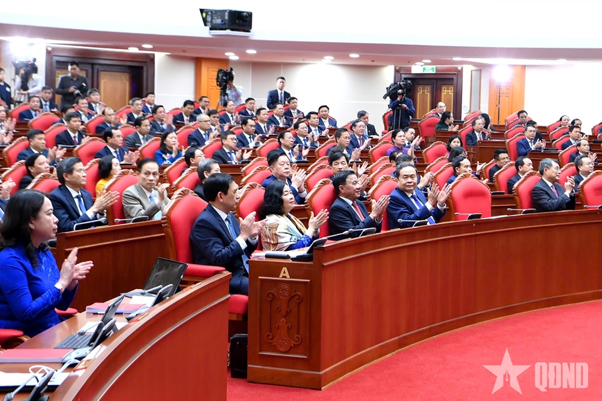 Ngày làm việc thứ ba và bế mạc Hội nghị Trung ương 2 khóa XIV 