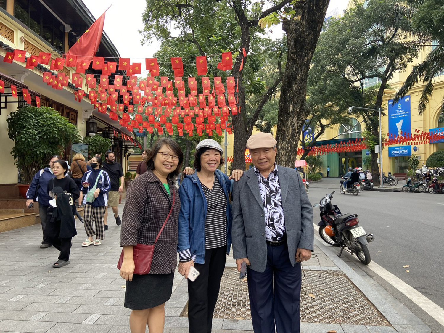 Gia đình 3 giáo sư và lời hẹn ước phụng sự quê hương