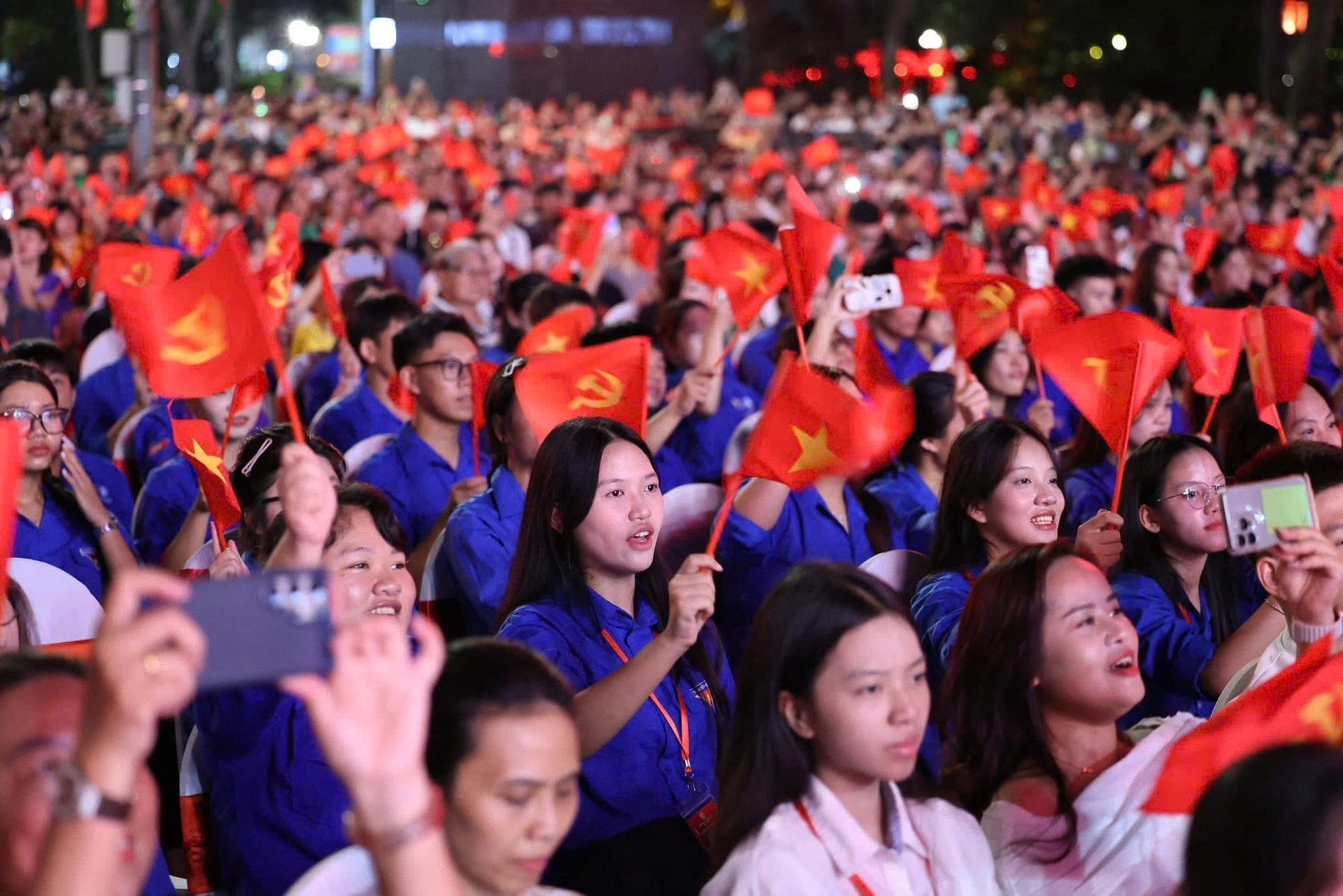 Tuổi trẻ tiên phong