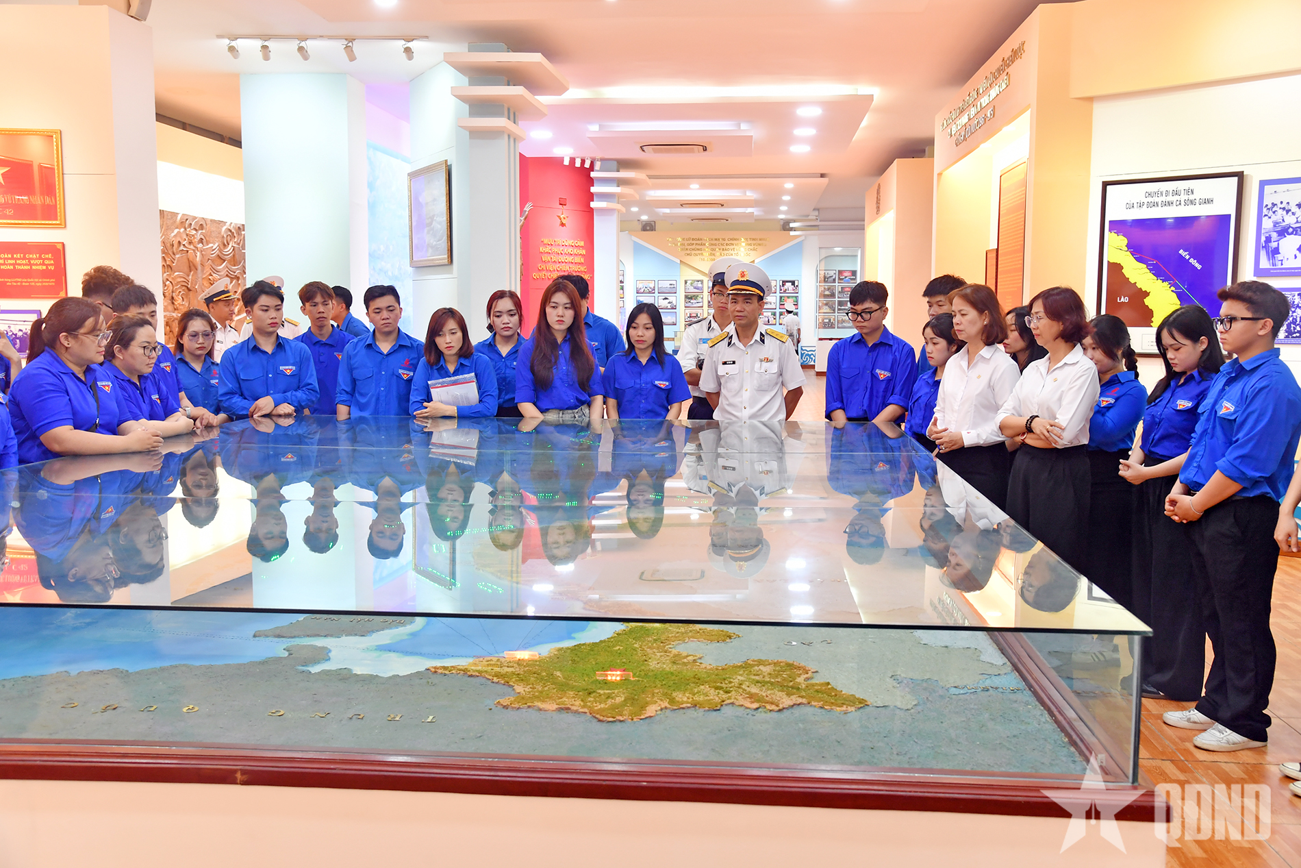 Tuổi trẻ Lữ đoàn 125 (Vùng 2 Hải quân) tăng cường gắn kết quân dân