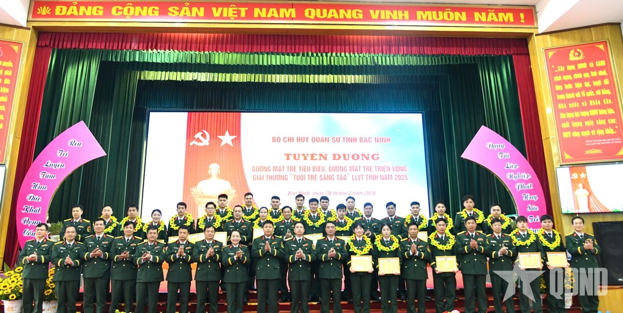 Bộ CHQS tỉnh Bắc Ninh tuyên dương gương mặt trẻ tiêu biểu, gương mặt trẻ triển vọng
