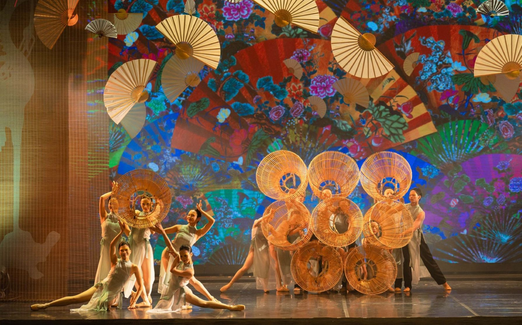 Nghệ sĩ trẻ nhập cuộc vào dòng chảy công nghiệp văn hóa