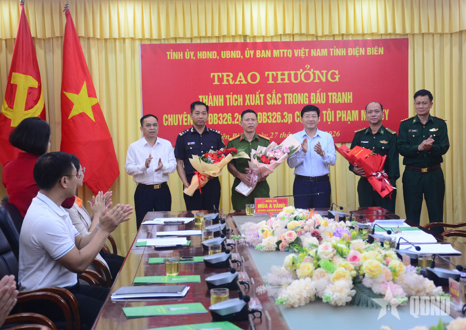 Điện Biên: Trao thưởng lực lượng đấu tranh phòng, chống tội phạm ma túy