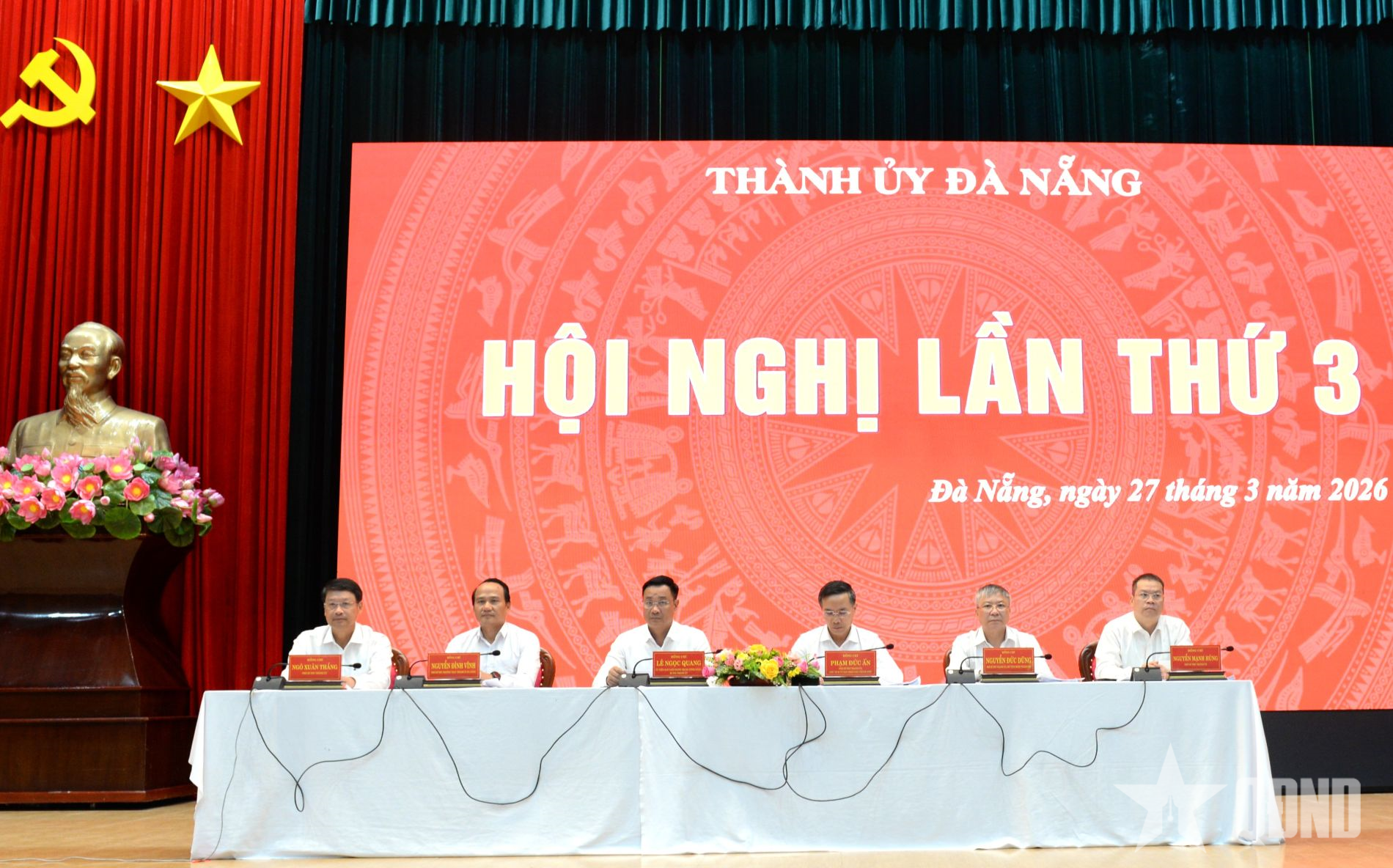 Thành ủy Đà Nẵng: Bàn giải pháp để hiện thực hóa mục tiêu tăng trưởng hai con số 