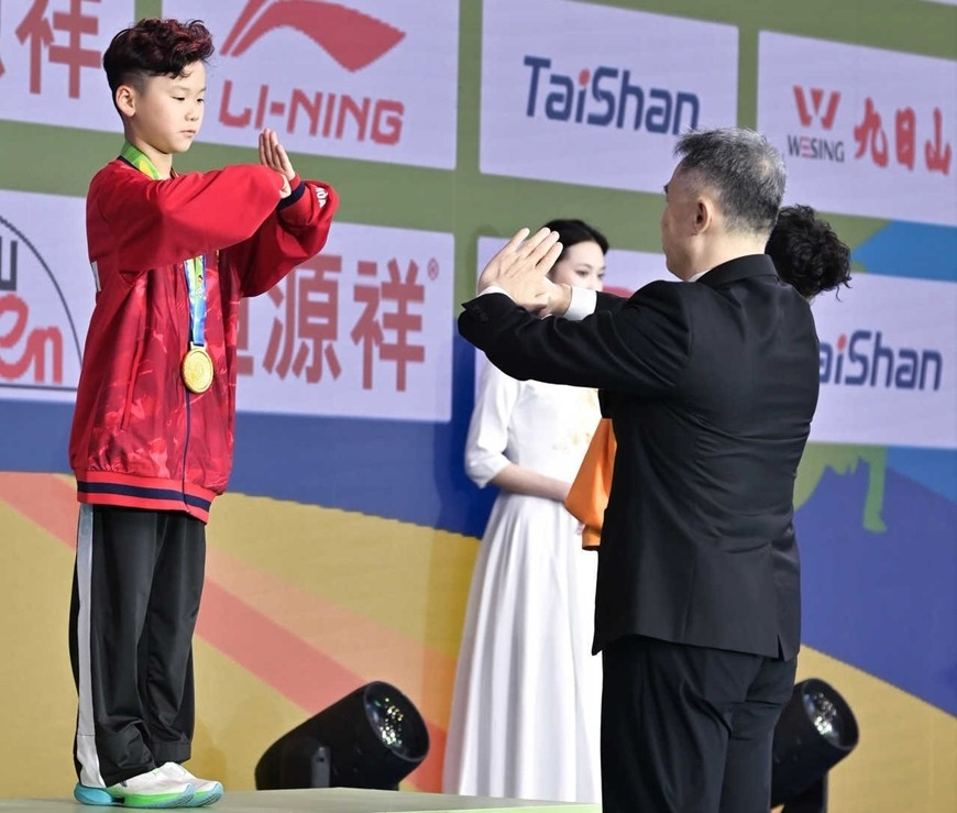 Việt Nam giành 2 huy chương vàng wushu trẻ thế giới

