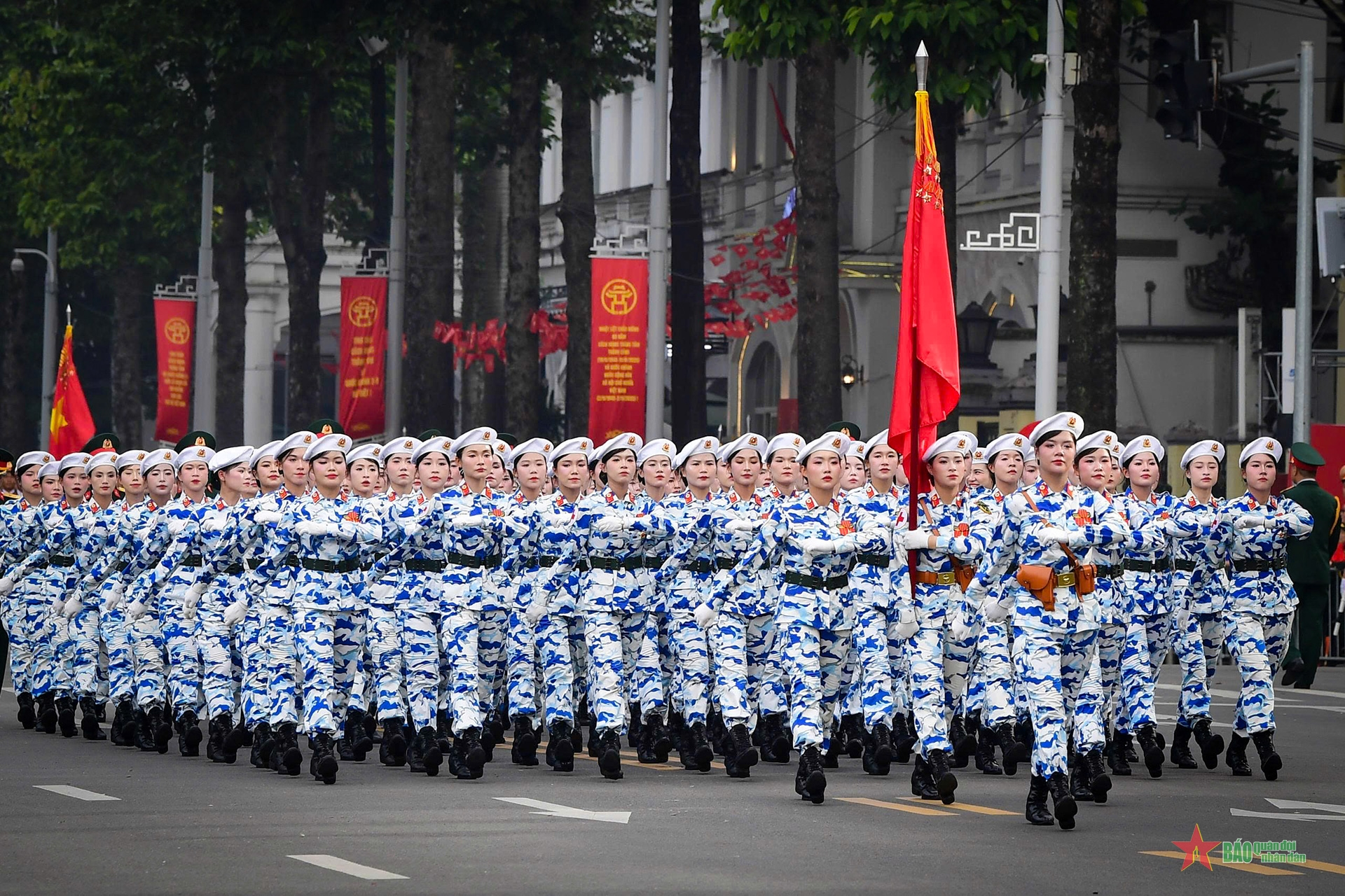 Giữ vững tầm nhìn trăm năm từ sức mạnh Quân đội nhân dân