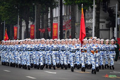 Gallery - 	Giữ vững tầm nhìn trăm năm từ sức mạnh Quân đội nhân dân