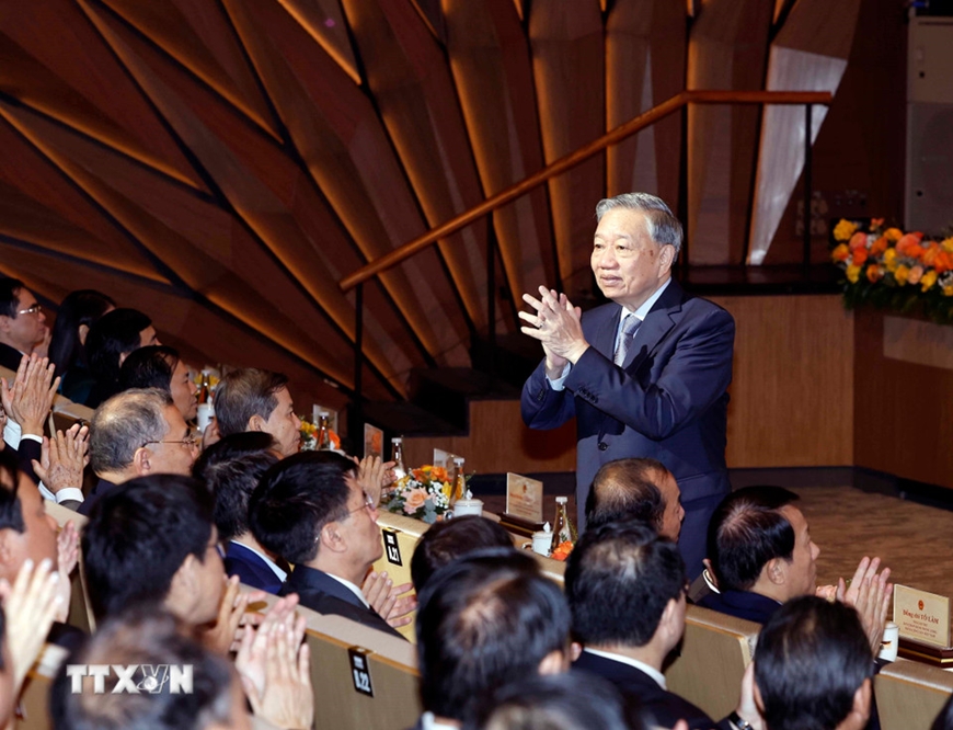 Tổng Bí thư Tô Lâm: Khẩn trương hoàn thiện thể chế phát triển thể dục thể thao theo hướng hiện đại, đồng bộ