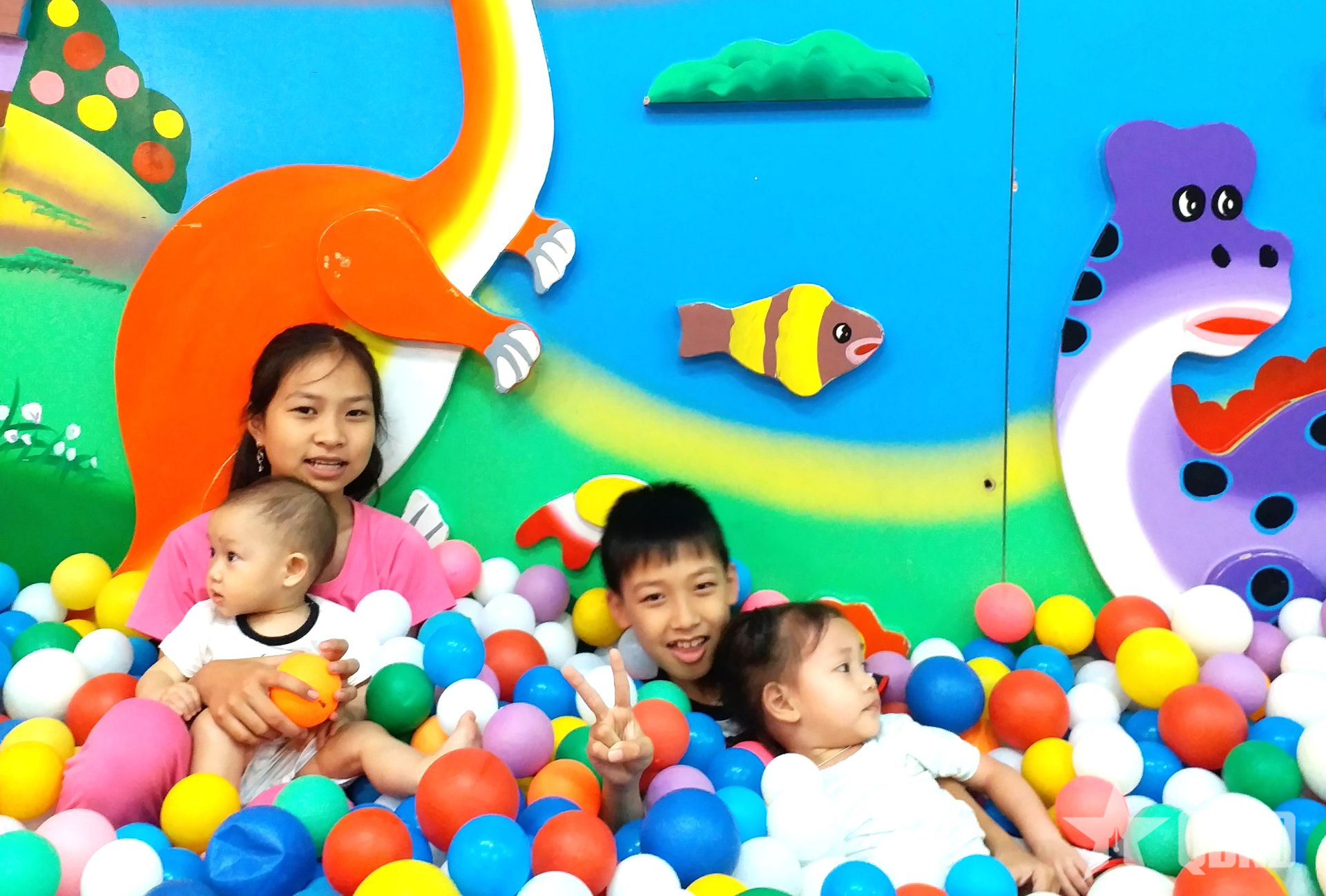 Bộ Y tế đề xuất hỗ trợ 2 triệu đồng/người khi sinh con thứ 2: Ý nghĩa không nằm ở con số