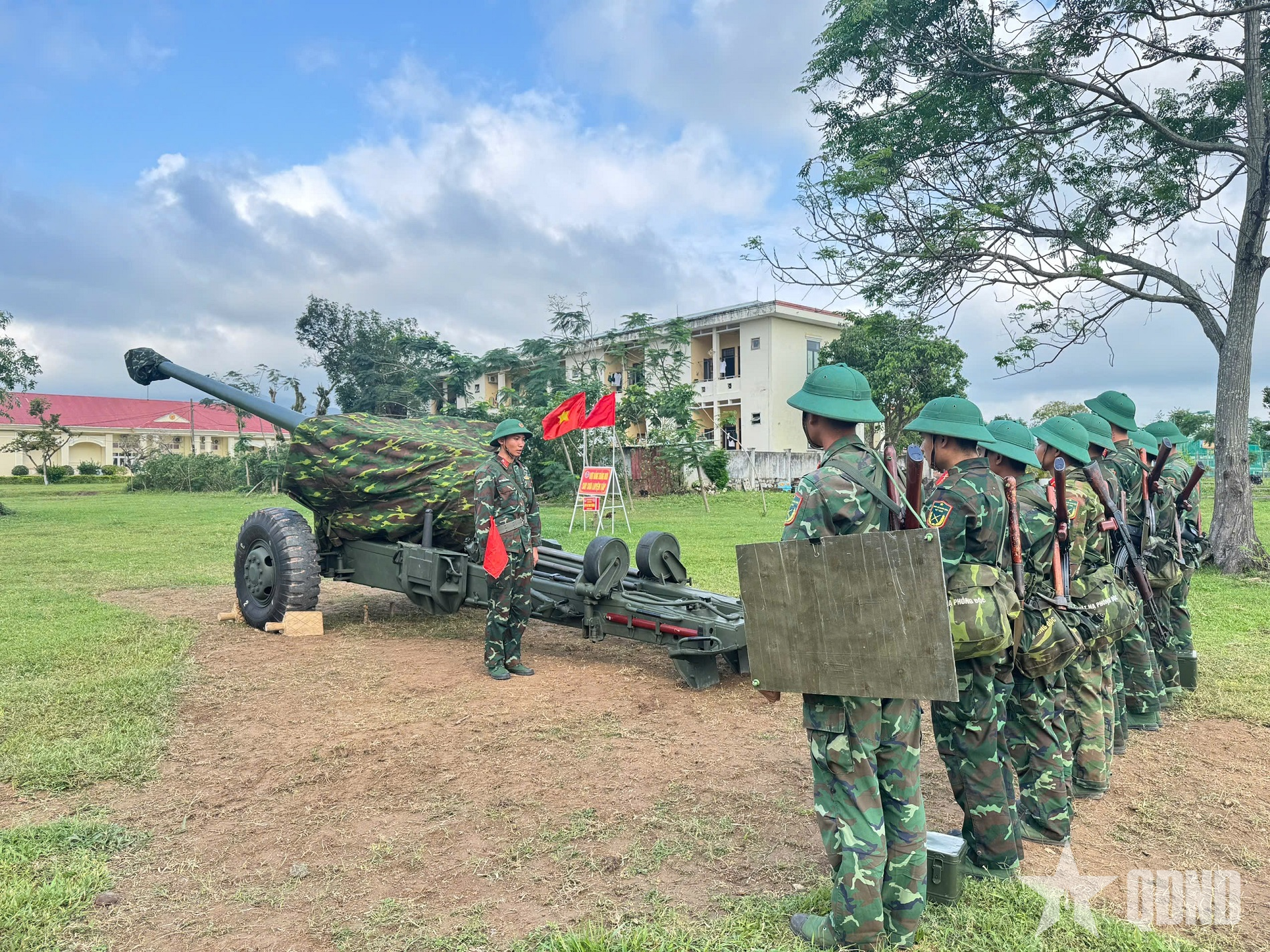 Quyết tâm nâng cao chất lượng huấn luyện ở Lữ đoàn 572