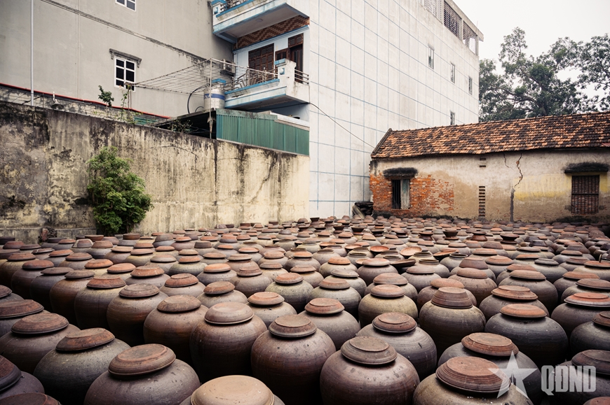 Làng nghề tương Bần Yên Nhân: Từ hạt đỗ vàng đến giọt tương thơm
