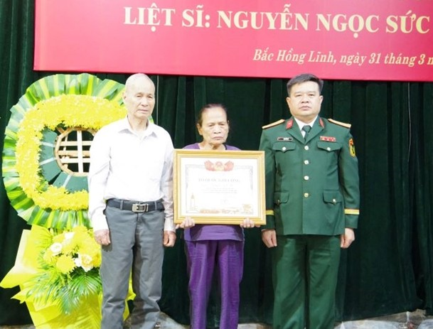 Hà Tĩnh: Trao Bằng “Tổ quốc ghi công” đối với liệt sĩ Nguyễn Ngọc Sức
