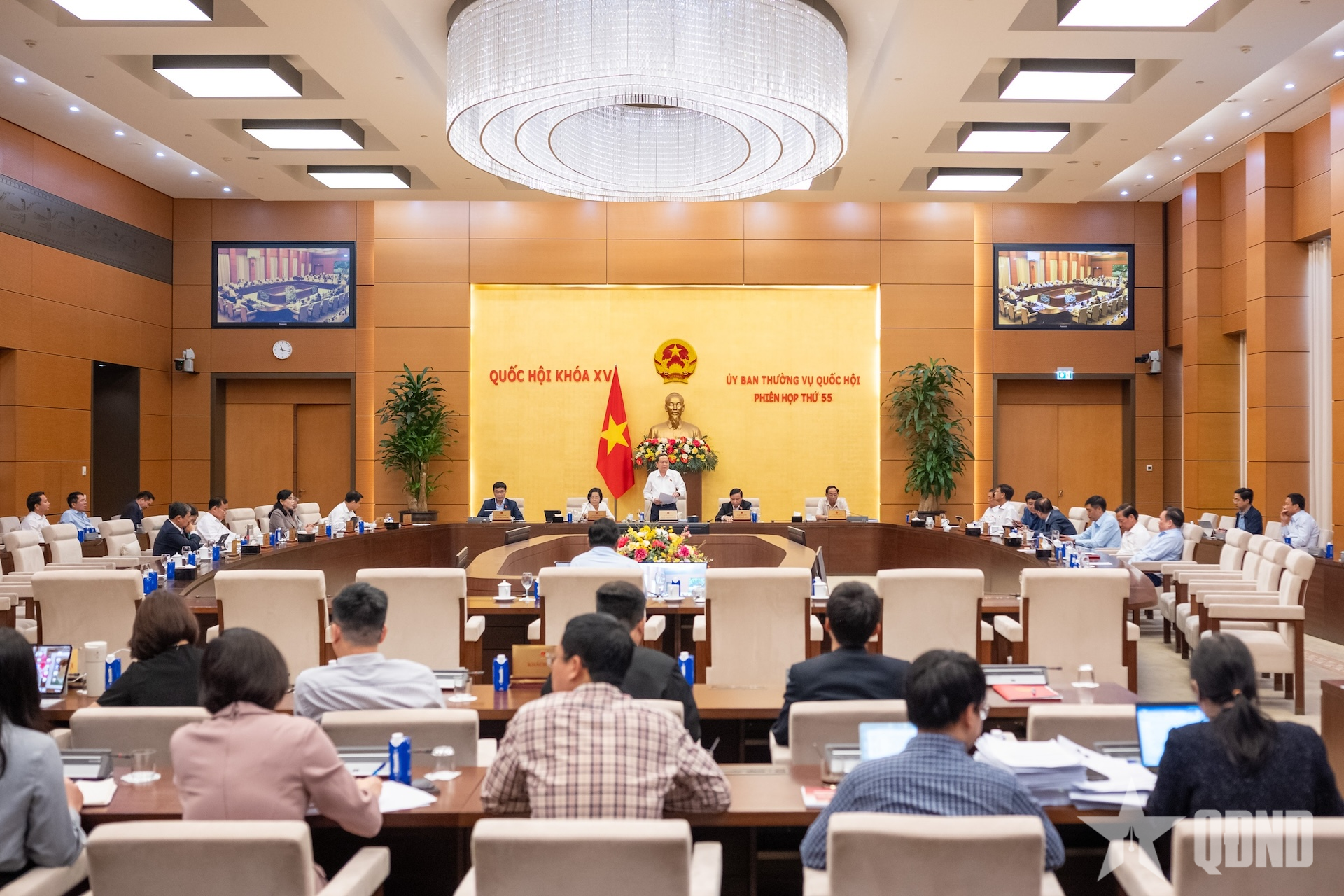 Ủy ban Thường vụ Quốc hội cho ý kiến về công tác nhân sự trình Quốc hội