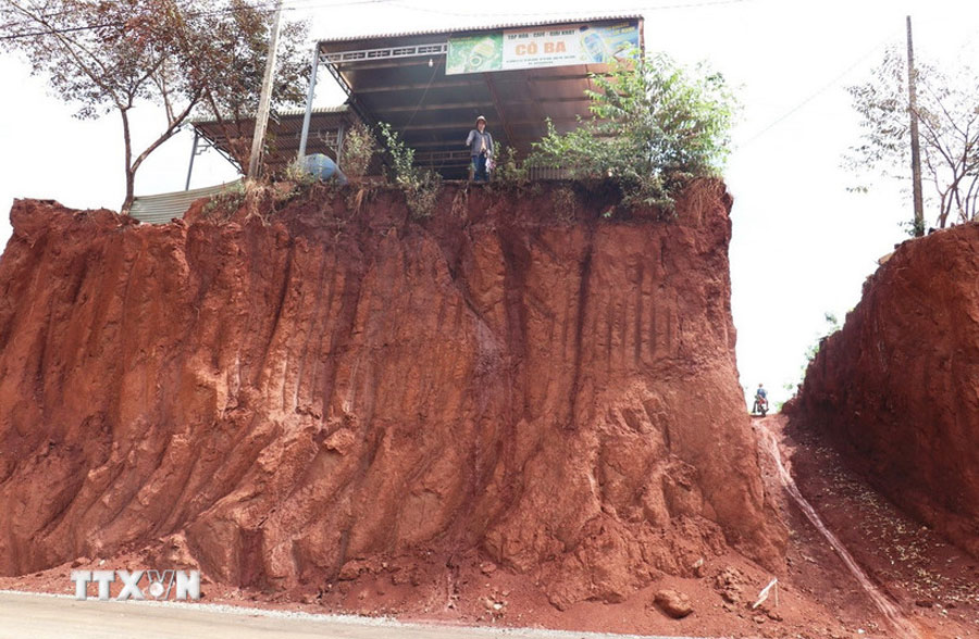 Đừng biến xin lỗi thành tấm lá chắn