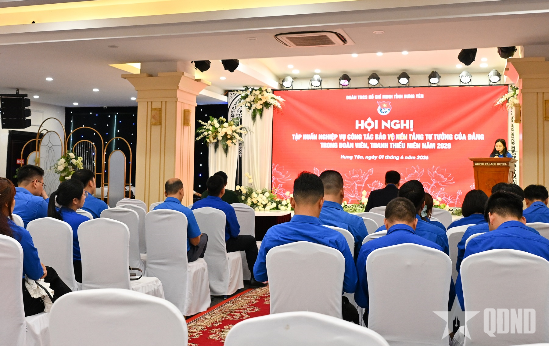 Nâng cao năng lực cán bộ đoàn trong bảo vệ nền tảng tư tưởng của Đảng