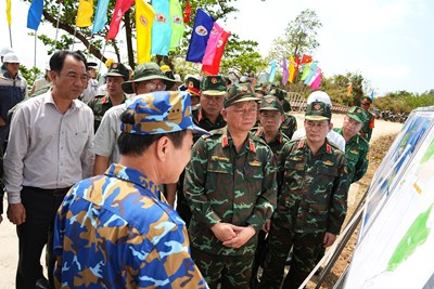 Gallery - 	Bộ Quốc phòng kiểm tra tiến độ xây dựng công trình tại đảo Hòn Khoai