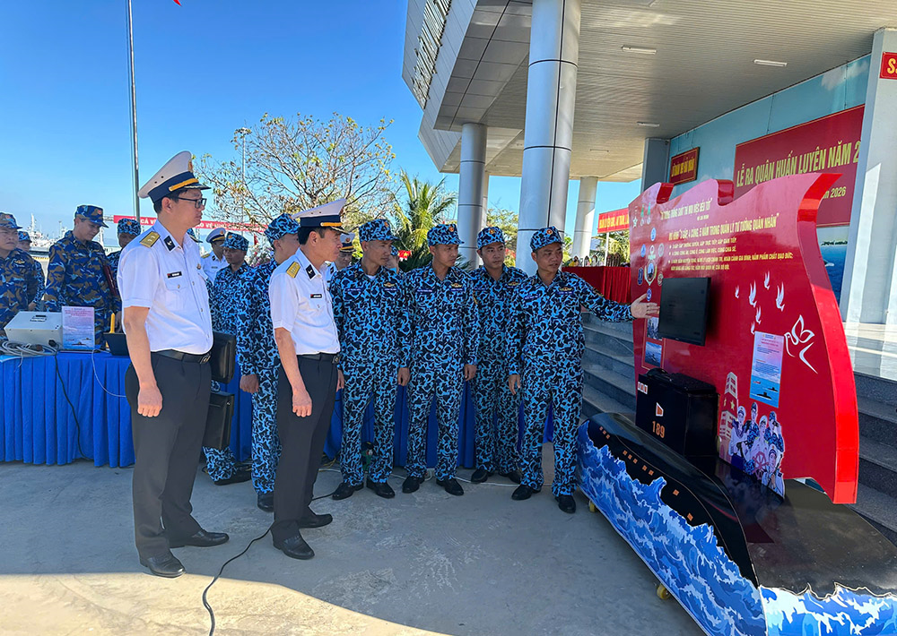 Công nghệ số hỗ trợ nắm bắt tư tưởng bộ đội tàu ngầm