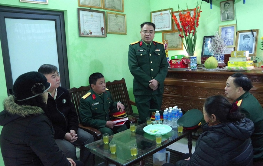 Mẹ ở lại cùng ký ức
