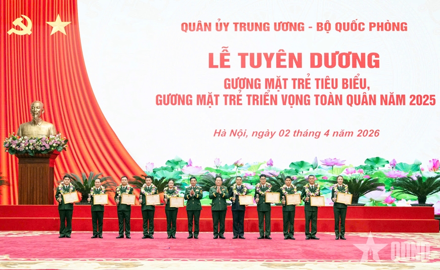Đại tướng Phan Văn Giang dự Lễ tuyên dương Gương mặt trẻ tiêu biểu toàn quân năm 2025