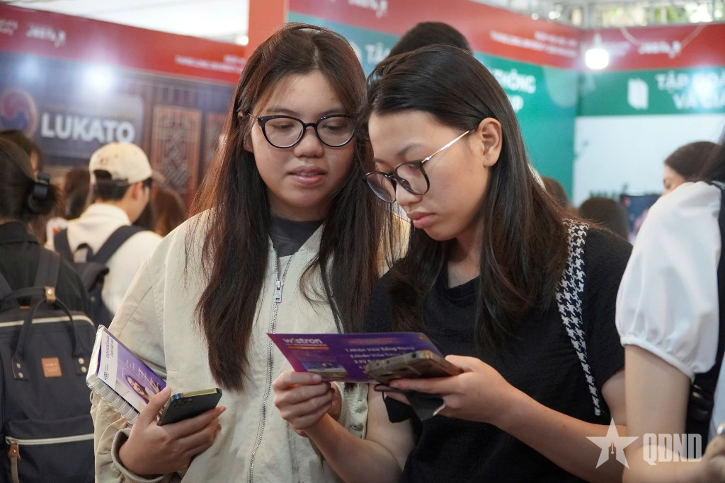 Gần 3.000 cơ hội việc làm tại Ngày hội việc làm Trường Đại học Thăng Long