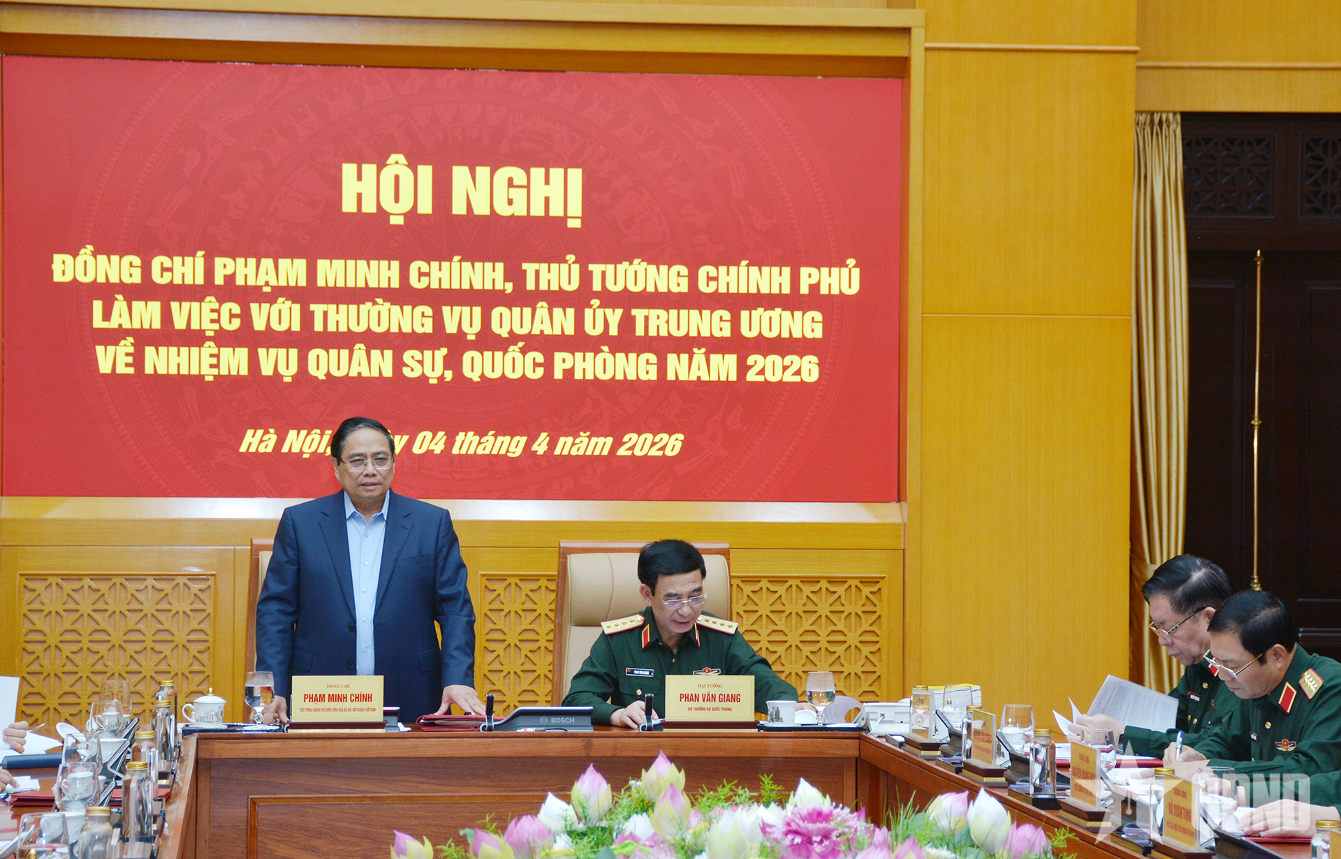 Thủ tướng Phạm Minh Chính làm việc với Thường vụ Quân ủy Trung ương

