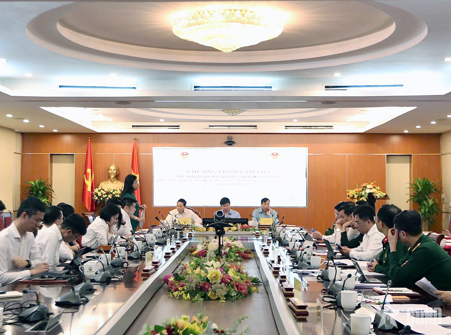 Tỉnh Điện Biên được chọn thí điểm phát triển kinh tế tầm thấp, ứng dụng UAV