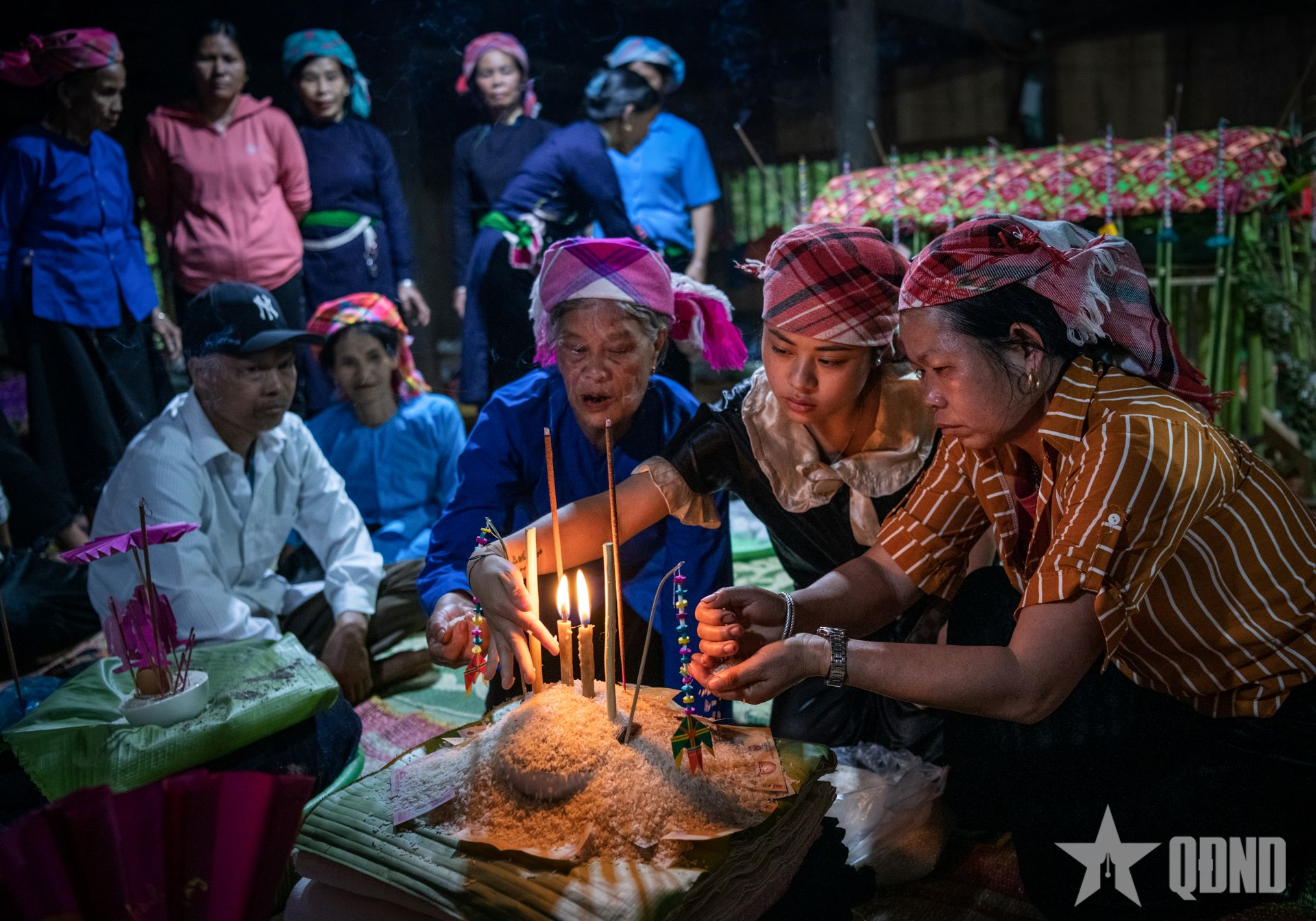 Độc đáo lễ Then Khoăn của người Tày Văn Bàn