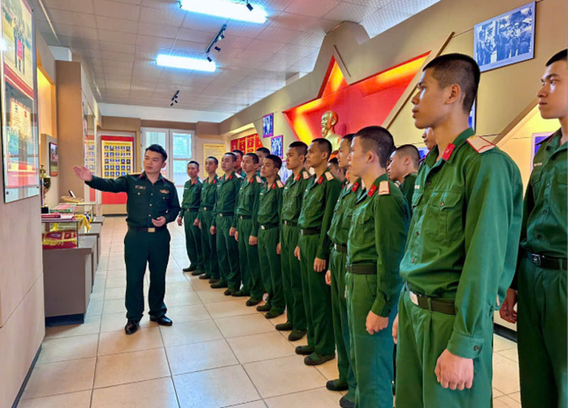 Tuổi trẻ tiên phong ở Trung đoàn 692