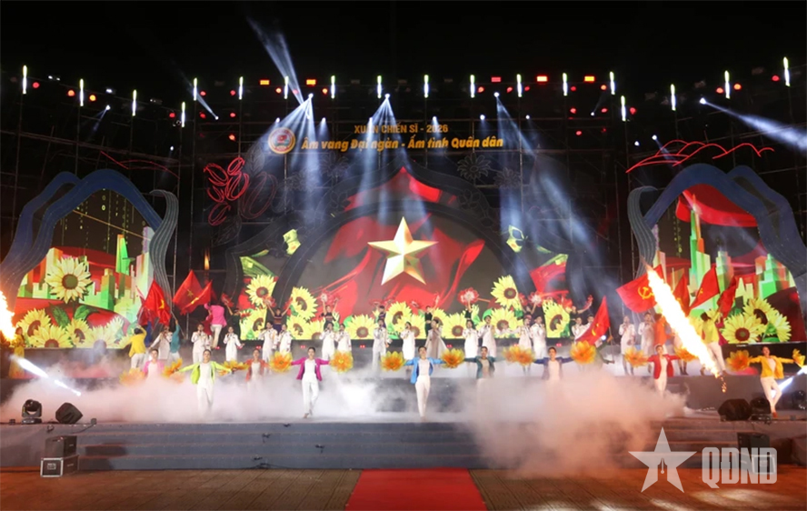 Chiến sĩ - nghệ sĩ Quân khu 7: Xung kích trên mặt trận văn hóa tư tưởng

