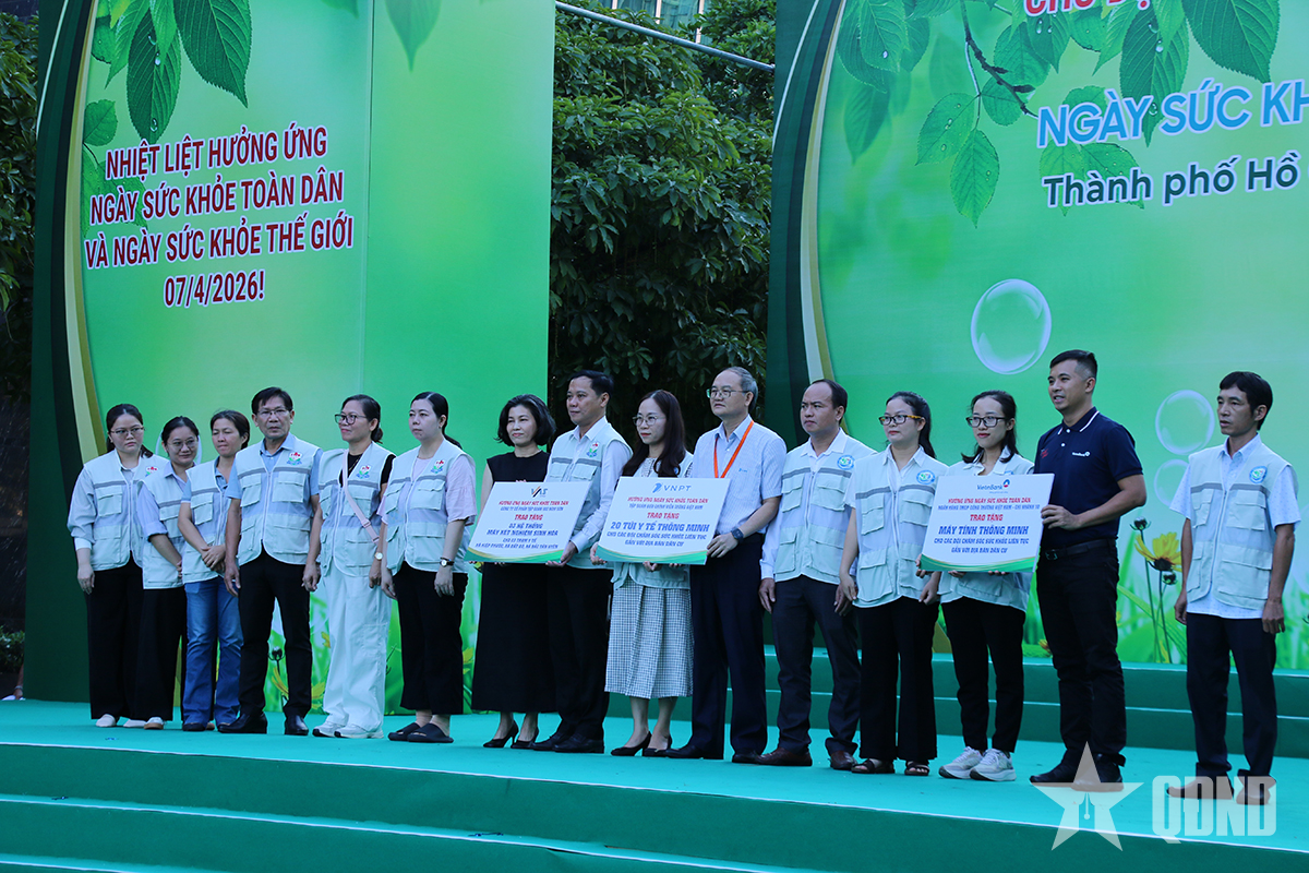 “Túi y tế thông minh” - khi công nghệ chạm đến từng gia đình