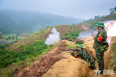 Gallery - Diễn tập chiến thuật vòng tổng hợp bắn đạn thật