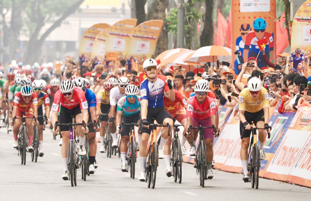 Chặng 3 Giải đua xe đạp 