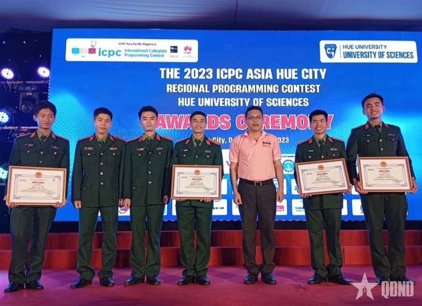 Gương mặt trẻ triển vọng toàn quân”: Trần Tùng Linh - “Cây sáng kiến” trên không gian mạng