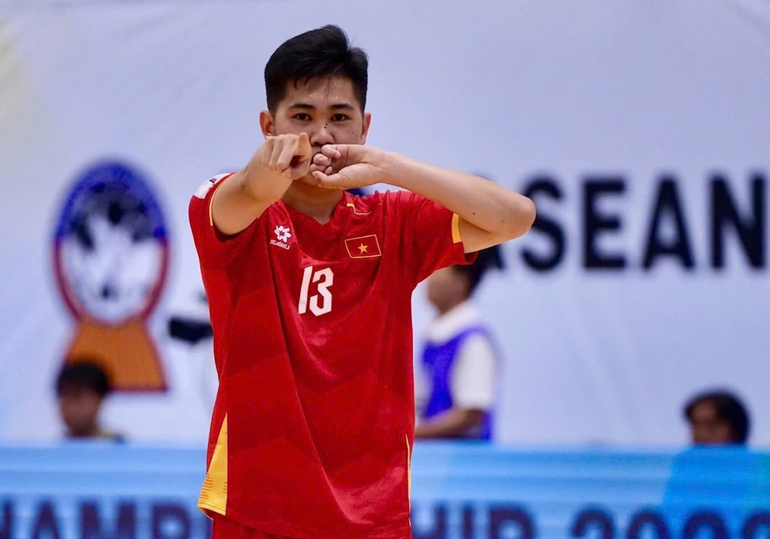 Tuyển futsal Việt Nam khởi đầu tưng bừng tại giải ở Thái Lan