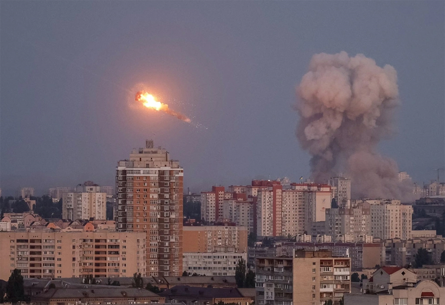 Ukraine đề xuất với Nga ngừng bắn vào các mục tiêu năng lượng