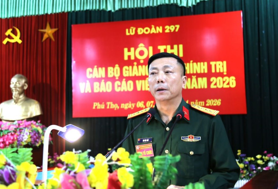 Lữ đoàn 297 khai mạc Hội thi cán bộ giảng dạy chính trị và Báo cáo viên giỏi

