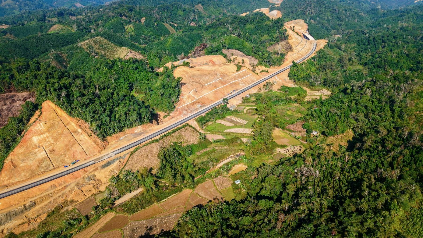 Tháo gỡ nút thắt để đưa dự án cao tốc Đồng Đăng - Trà Lĩnh về đích đúng hẹn