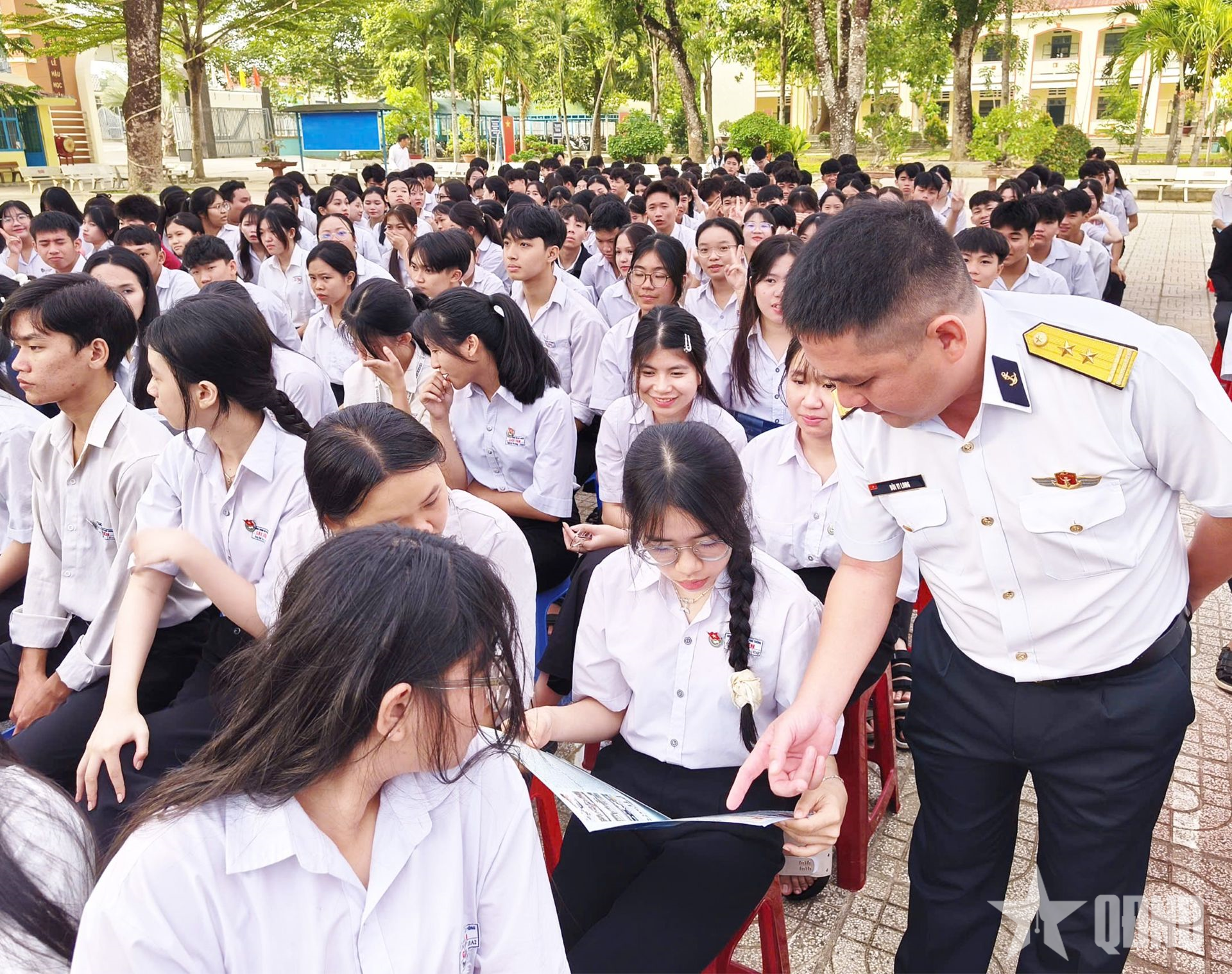 Vùng 4 Hải quân tuyên truyền về biển, đảo, thu hút nguồn lực tại tỉnh Lâm Đồng