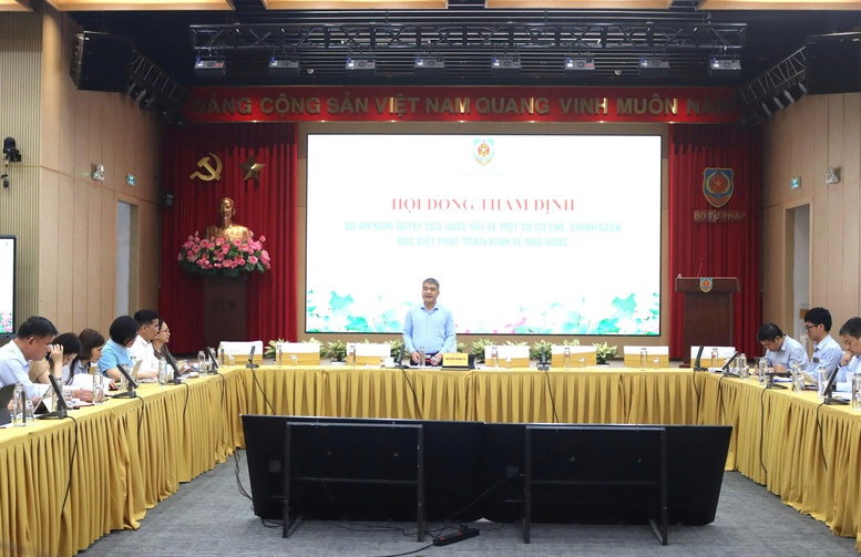 Hoàn thiện cơ chế, chính sách đặc biệt phát triển kinh tế nhà nước

